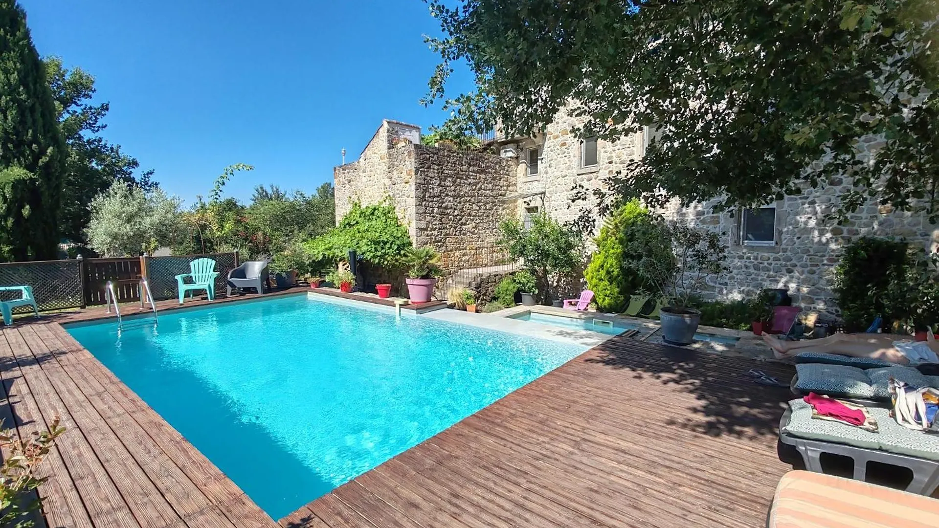 Gites Mas De La Musardiere Les Assions Vakantiehuis